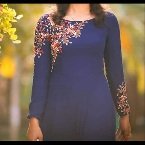 Meet your Posher, Niveya